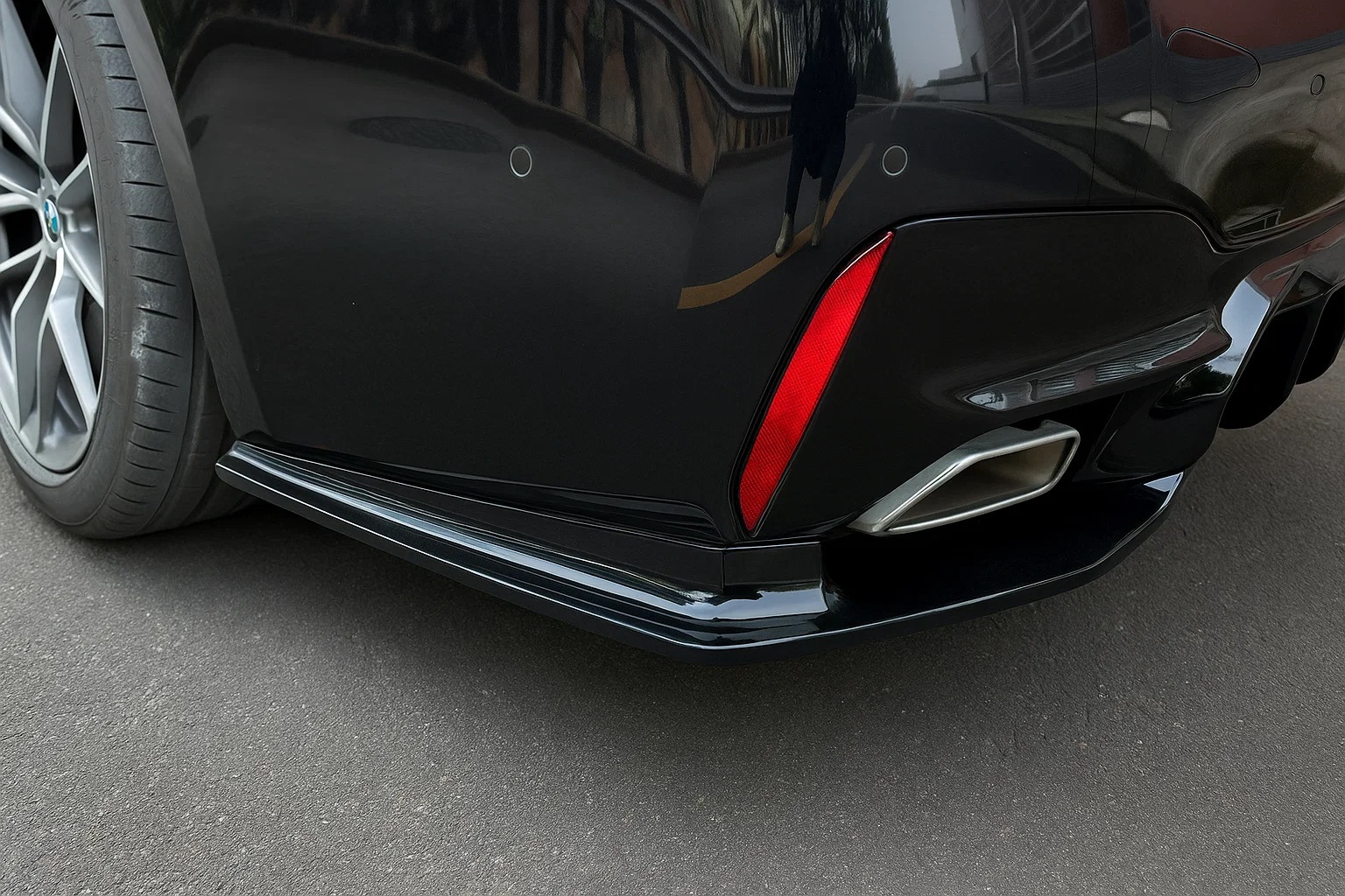 Кутові накладки на задній бампер (для M-Sport/M5 F90, ABS)